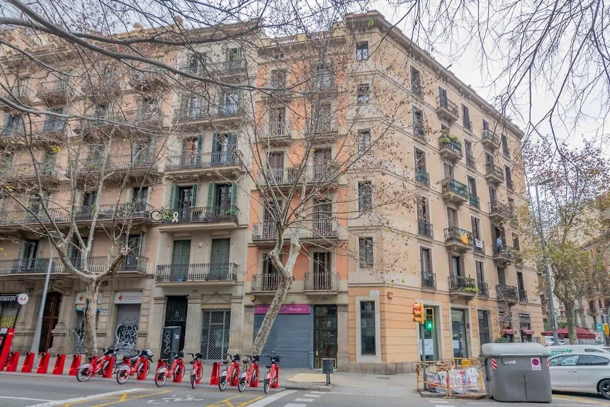 Exclusive 2 Bedroom Apartment In The City Center Barcelona 0*,