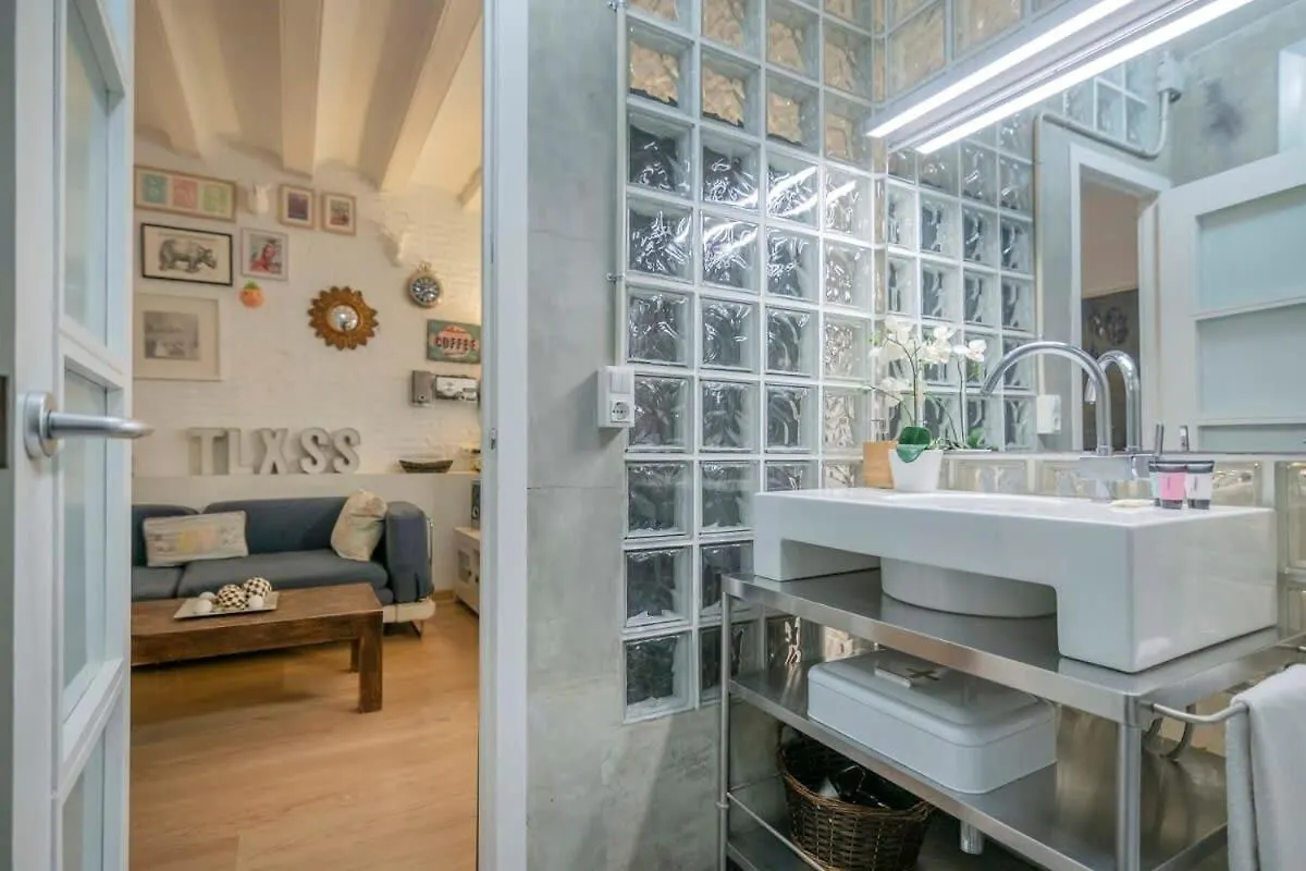 Exclusive 2 Bedroom Apartment In The City Center Barcelona